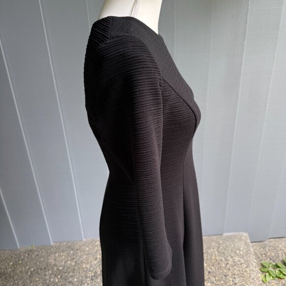 Calvin Klein Black A-Line Textured Knit Dress - Size 4 - Picture 5 of 8